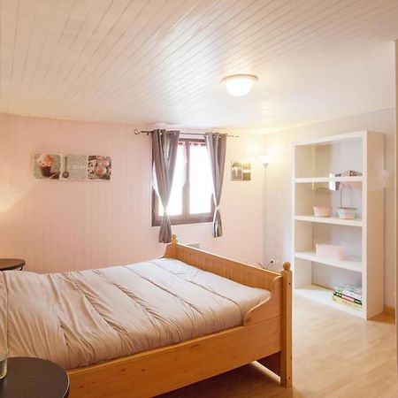 Appartement En Rez De Jardin Et Terrasse Ds Villa Hyères Exteriör bild