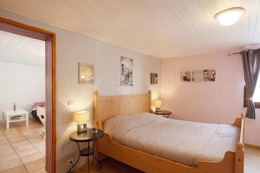 Appartement En Rez De Jardin Et Terrasse Ds Villa Hyères Exteriör bild